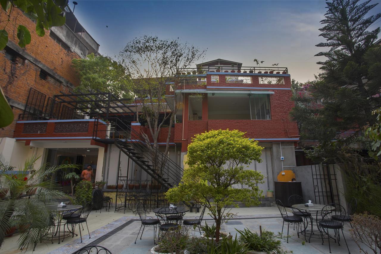 Oyo 131 Hotel Milarepa Katmandú Exterior foto