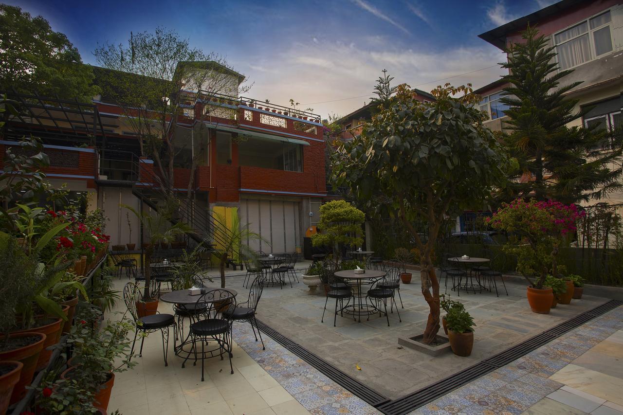 Oyo 131 Hotel Milarepa Katmandú Exterior foto